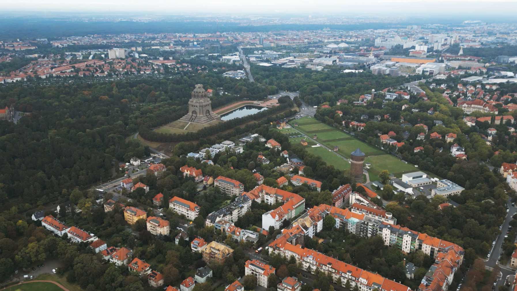 Vogelperspektive Blick über Leipzig Völkerschlachtdenkmal