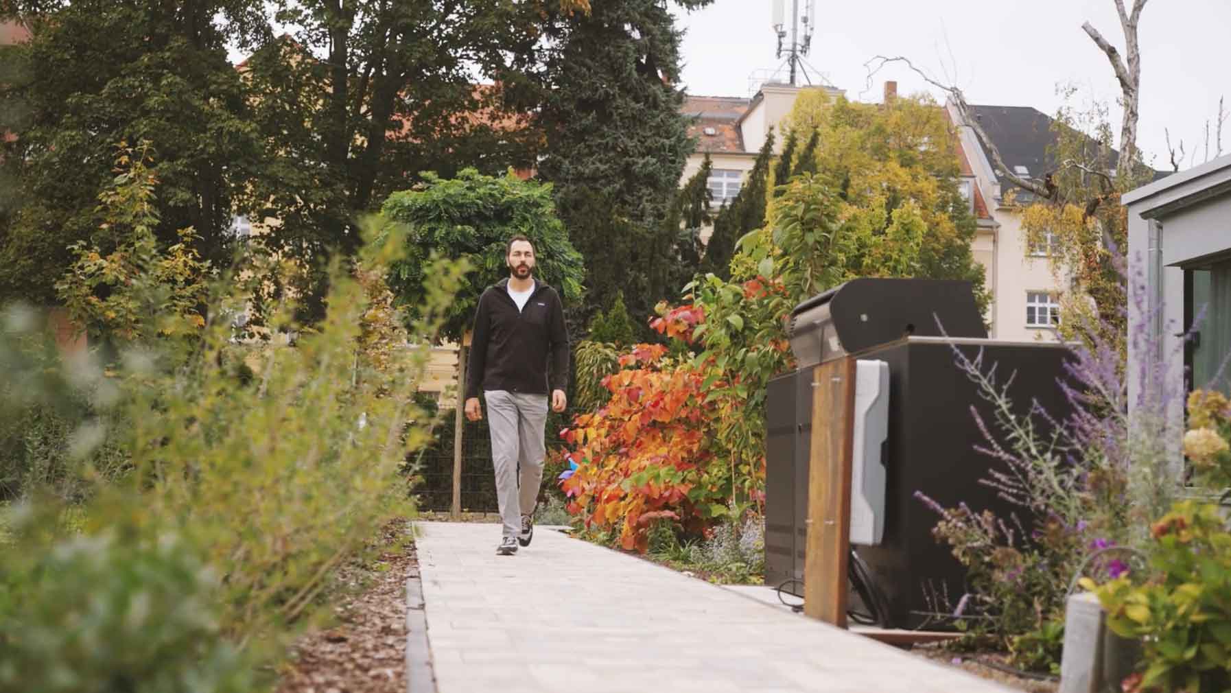 Kunde Matthias im Garten