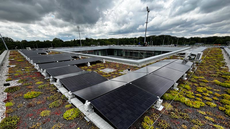 Solar-Großanlage auch bei Schwachlicht